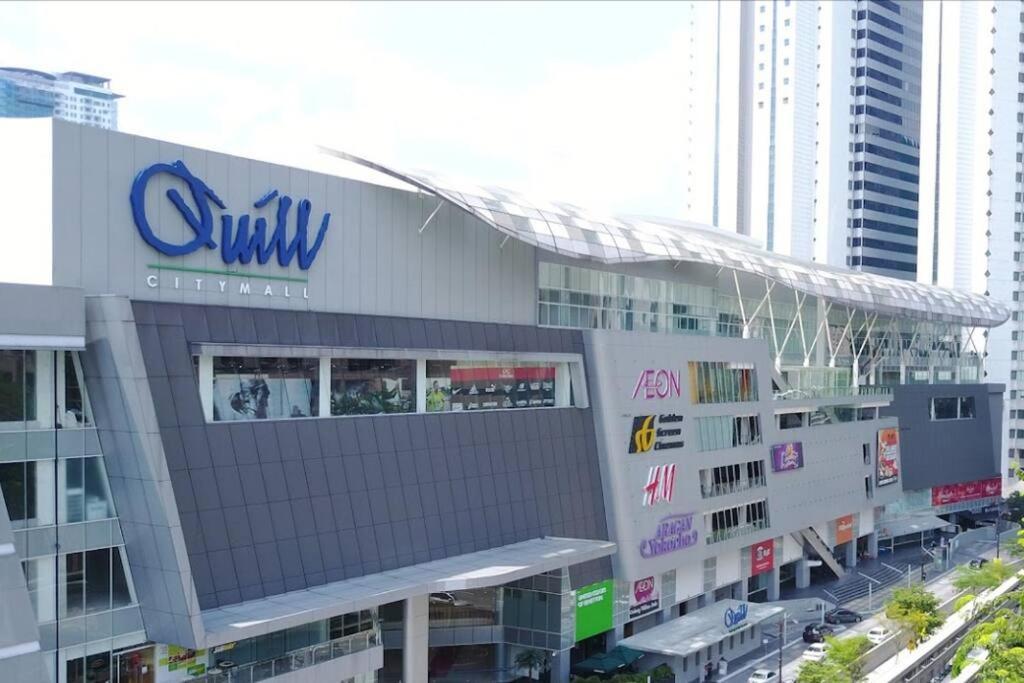 Ferienwohnung #16 M101 Dang Wangi Klcc View Pool By Livin Kuala Lumpur Exterior foto